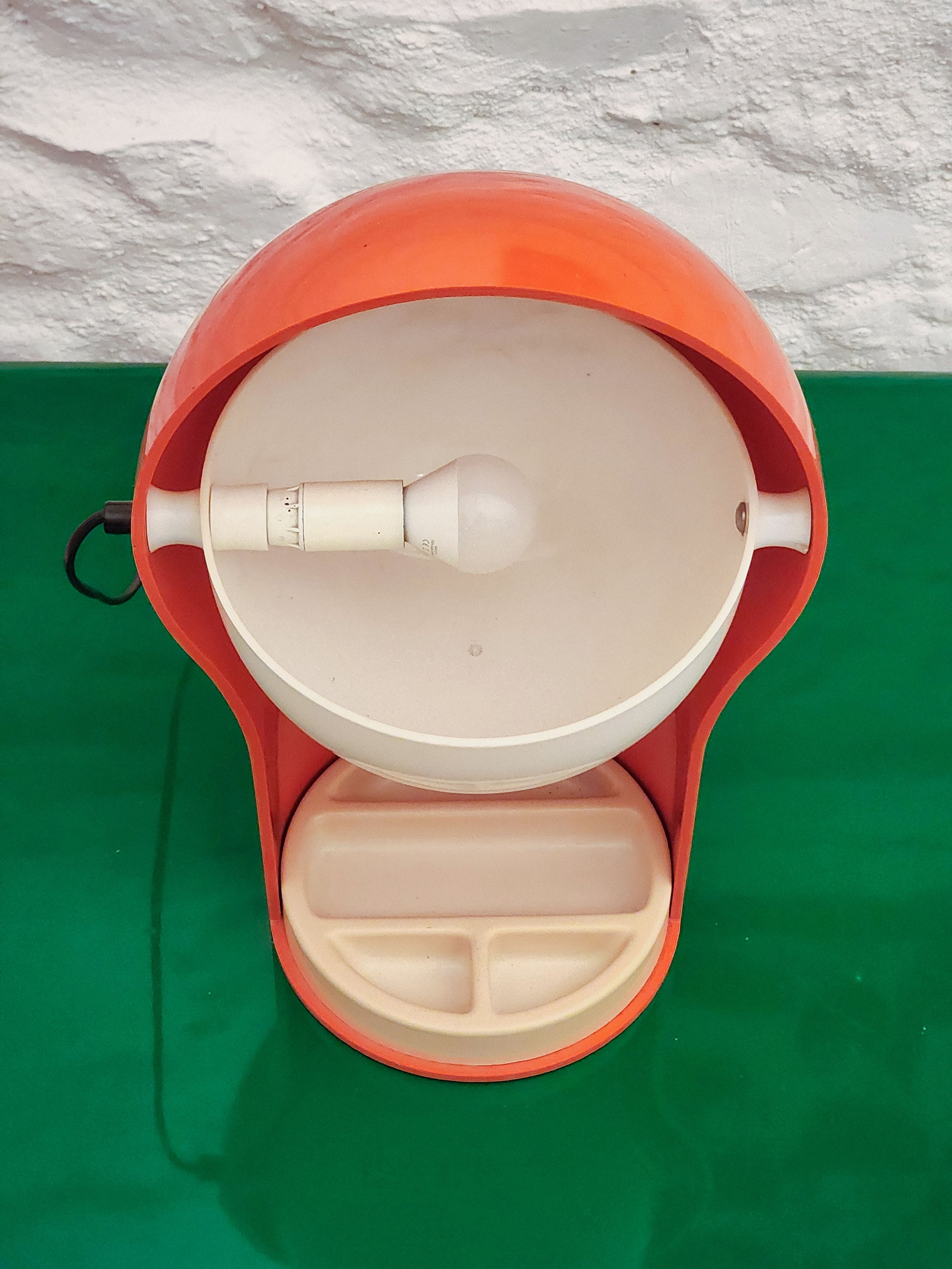 Telegono Plastic Table Lamp in Orange by Vico Magistretti for Artemide | Italian Space Age | 1960s
