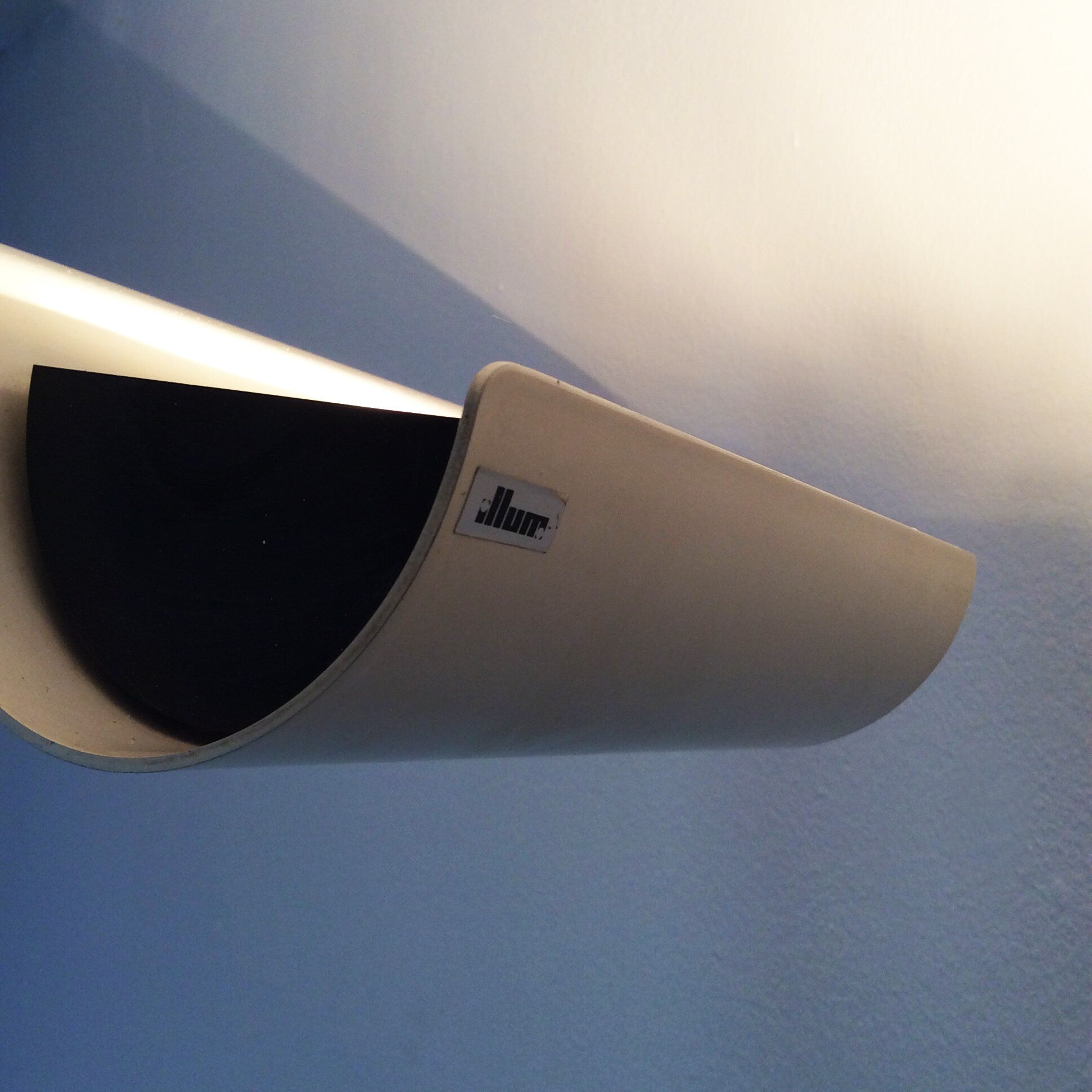 Albatros Floor Lamp by Vico Magistretti for Oluce | Italian Postmodern | 1970s