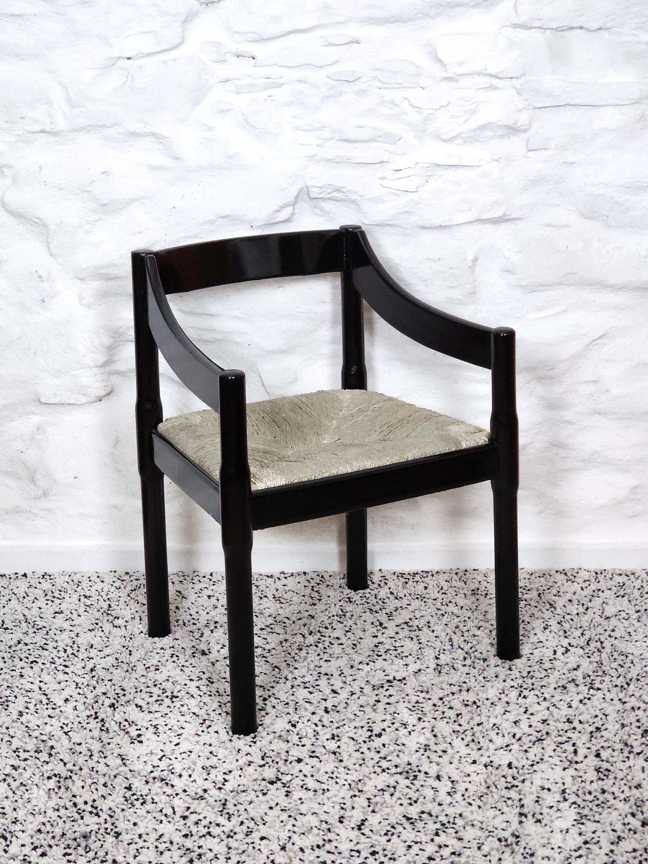 Carimate Dining Chair in Black Lacquer by Vico Magistretti for Cassina | Vintage Italian Design | 1960s