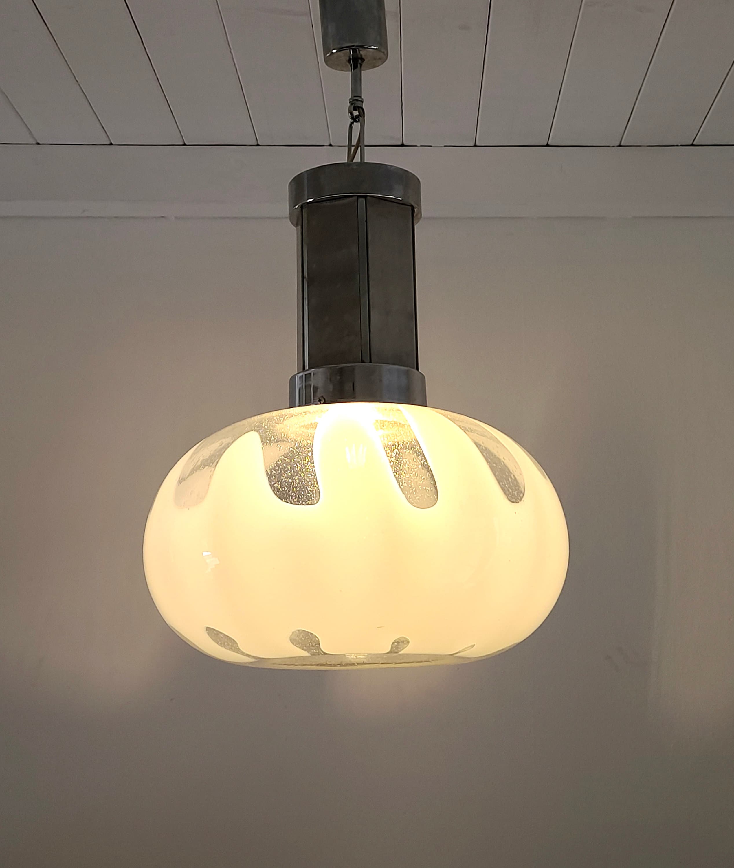 Murano Pulegoso Bubbled Glass Ceiling Pendant Lamp | Italian Space Age | 1970s