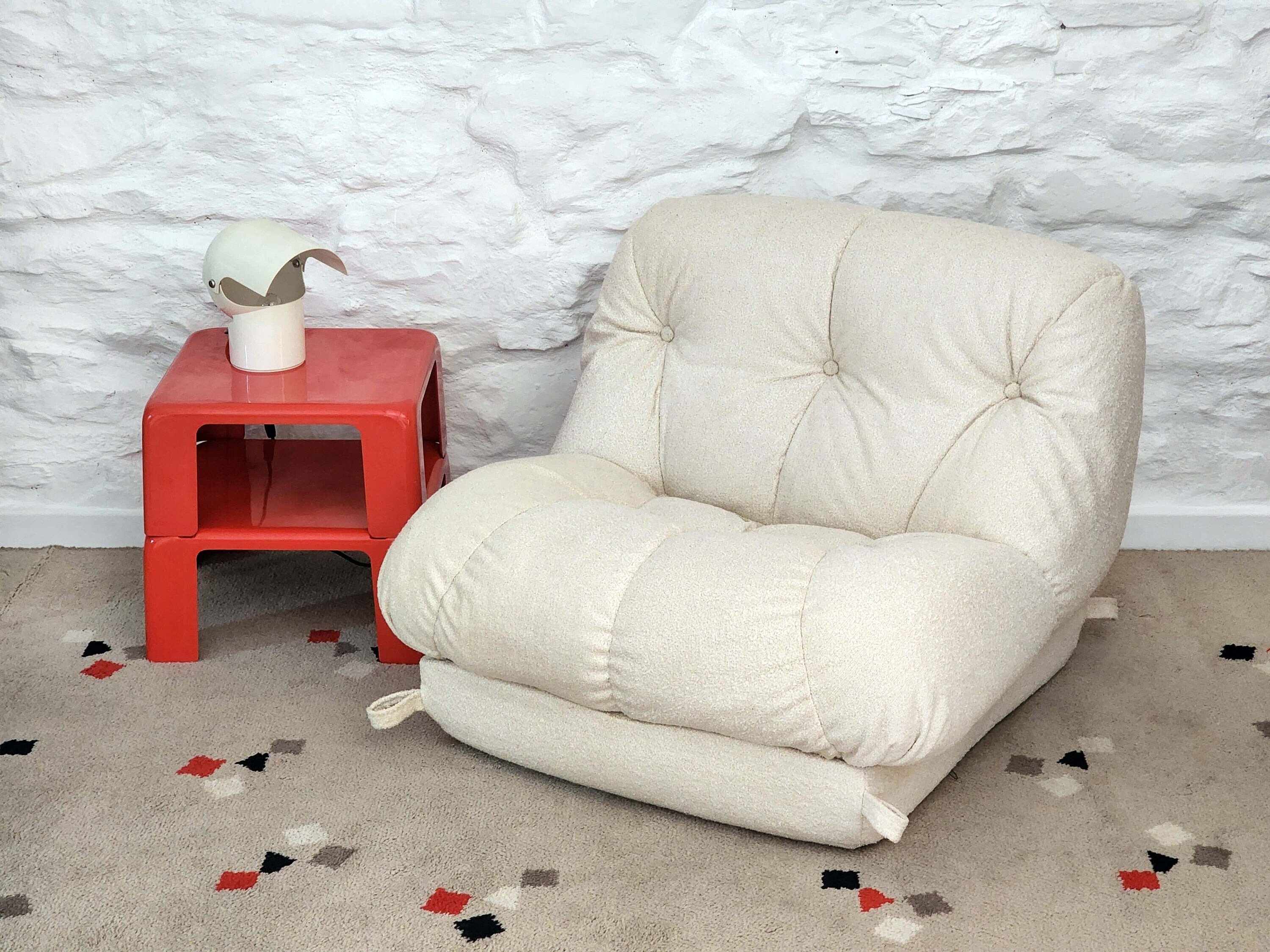 Nuvolone Lounge Chair in Boucle by Rino Maturi for Mimo Leone | Italian Space Age | 1970s