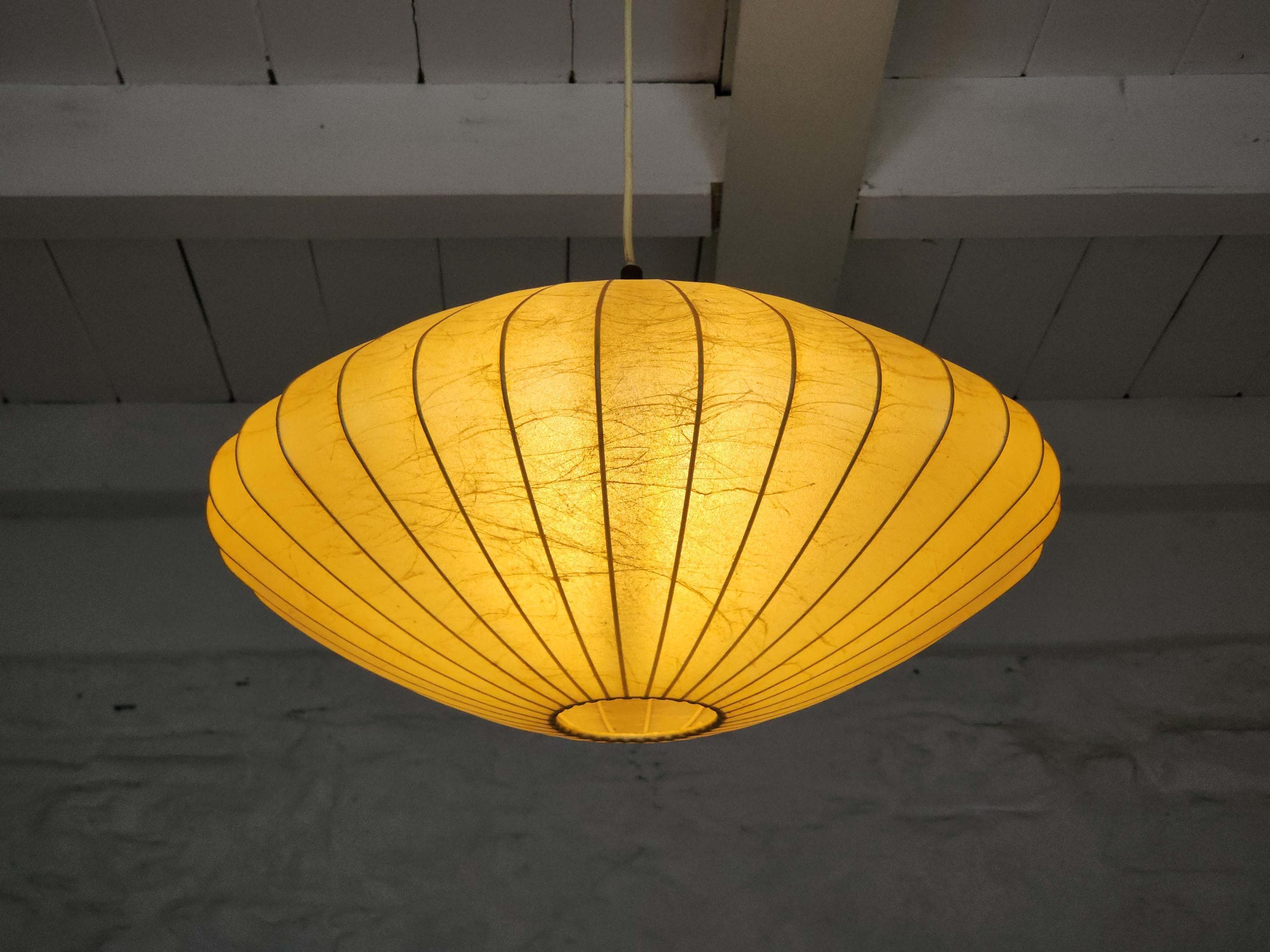 Round UFO Saucer Cocoon Resin Hanging Lamp (43 cm) | Italian Midcentury Modern | 1960s