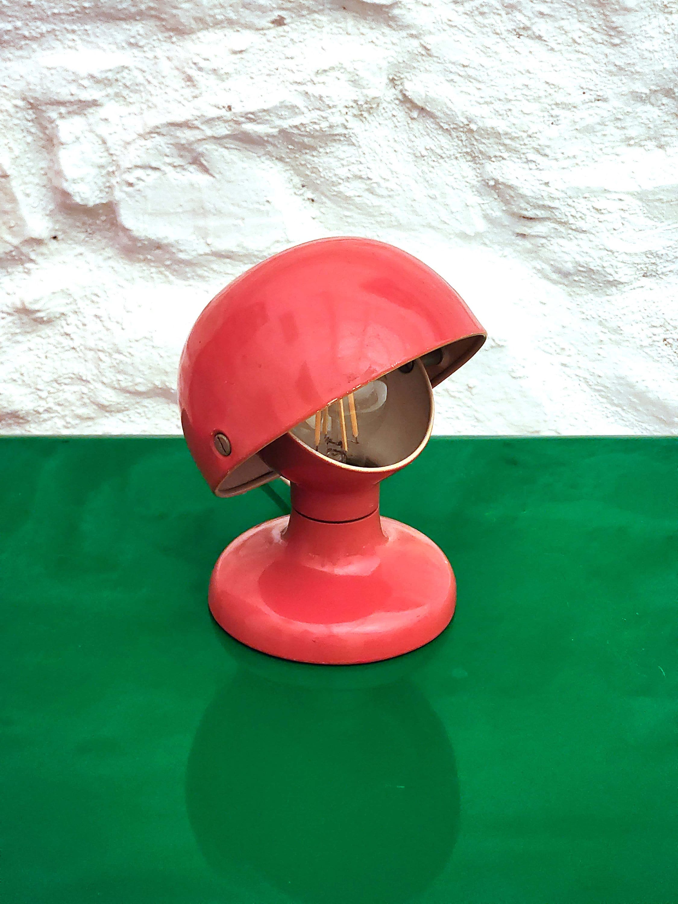 Jucker Table Lamp in Red by Tobia Scarpa for Flos | Italian Space Age | 1960s